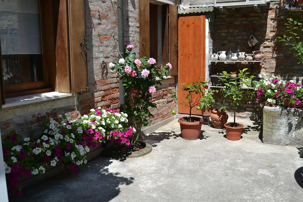Ca' Ermina & Garden Apartment Venice
