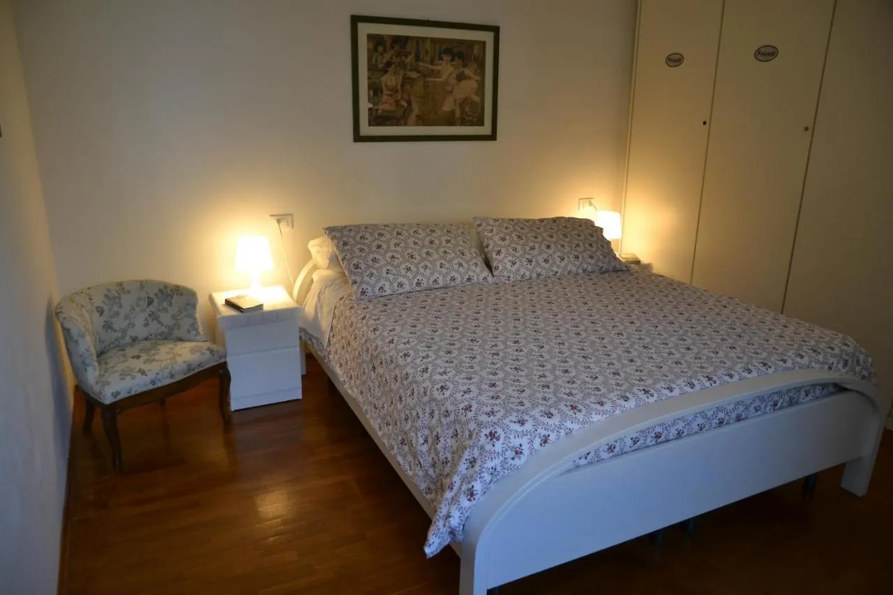 Ca' Ermina & Garden Apartment Venice 0*,  Italy